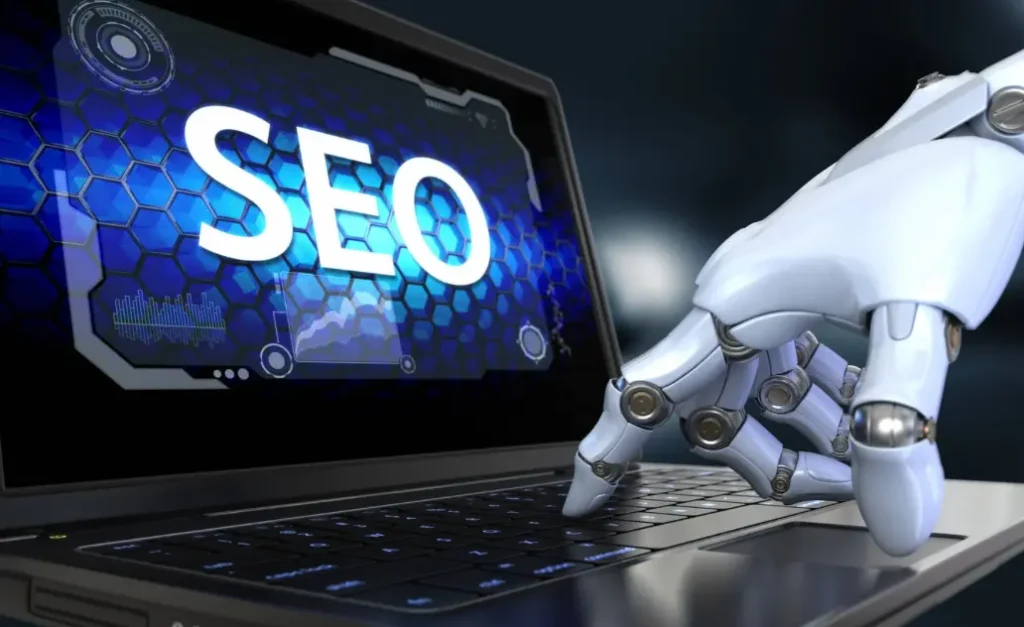 Persoană analizând rezultate în Google pe laptop, asociat cu timpul până apar efectele din SEO tehnic.
